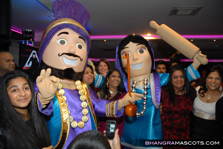 Jeet & Preeto Asian Comedy Couple Dancing - Bhangra Mascots 